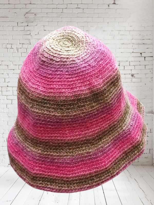 Sombrero Bucket rosa.